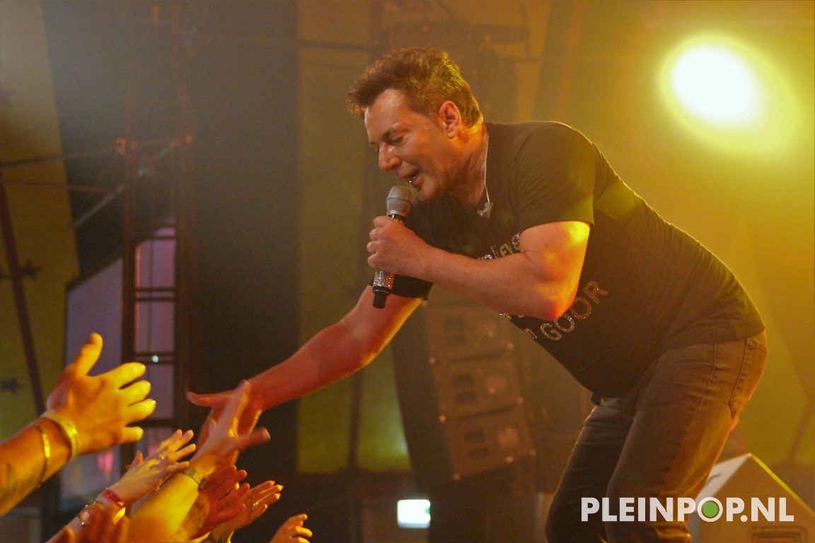 Gerard Joling    (37)